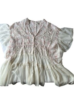 Anthropologie Akemi + Kin bohemian Embroidered Lace Sheer Short Sleeve Top Large